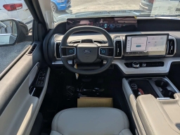 Ford Expedition Active 4x2 2026
