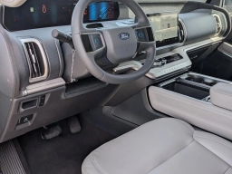 Ford Expedition Active 4x2 2026