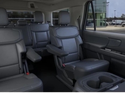 Ford Expedition Active 4x4 2026