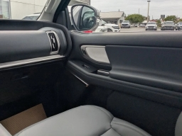 Ford Expedition Active 4x4 2026