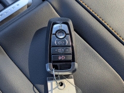 Ford Expedition Tremor 4x4 2026