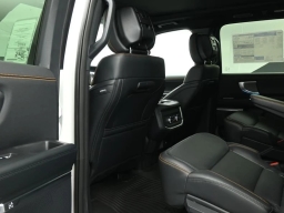 Ford Expedition Tremor 4x4 2026