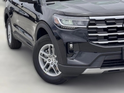 Ford Explorer Active w/200A Pkg RWD 2026