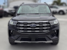Ford Explorer Active w/200A Pkg RWD 2026