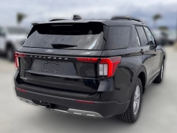 Ford Explorer Active w/200A Pkg RWD 2026