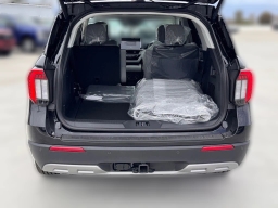 Ford Explorer Active w/200A Pkg RWD 2026