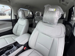 Ford Explorer Active w/200A Pkg RWD 2026