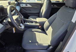 Ford Explorer Active w/200A Pkg RWD 2026