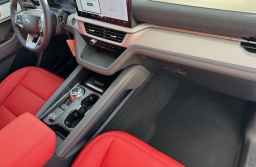 Ford Explorer Active RWD 2025