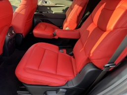 Ford Explorer Active RWD 2025