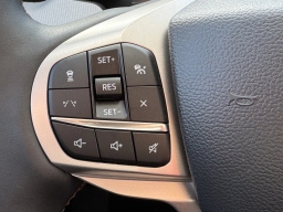 Ford Explorer Active RWD 2025