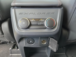 Ford Explorer Active (100A) RWD 2026