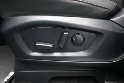 Ford Explorer Active w/200A Pkg RWD 2026