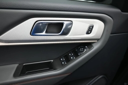 Ford Explorer Active w/200A Pkg RWD 2026
