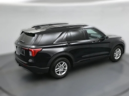 Ford Explorer Active w/200A Pkg RWD 2026