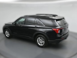 Ford Explorer Active w/200A Pkg RWD 2026