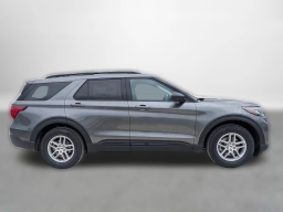 Ford Explorer Active w/200A Pkg RWD 2026