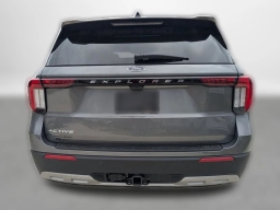 Ford Explorer Active w/200A Pkg RWD 2026