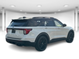 Ford Explorer Active RWD 2025