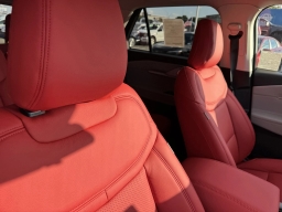 Ford Explorer Active RWD 2025