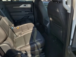 Ford Explorer Active w/200A Pkg RWD 2026