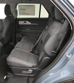 Ford Explorer Active w/200A Pkg RWD 2026