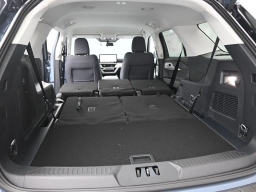 Ford Explorer Active w/200A Pkg RWD 2026