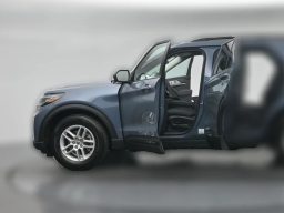 Ford Explorer Active w/200A Pkg RWD 2026