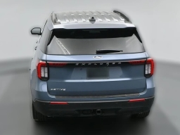 Ford Explorer Active w/200A Pkg RWD 2026