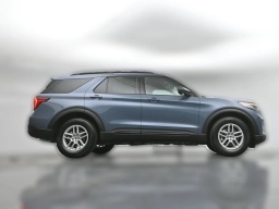 Ford Explorer Active w/200A Pkg RWD 2026