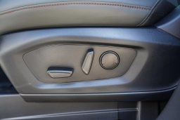 Ford Explorer Active w/200A Pkg RWD 2026