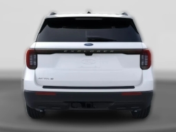 Ford Explorer Active w/200A Pkg RWD 2026