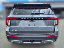 Ford Explorer Active w/200A Pkg RWD 2026