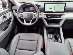 Ford Explorer Active w/200A Pkg RWD 2026
