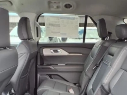 Ford Explorer Active w/200A Pkg RWD 2026