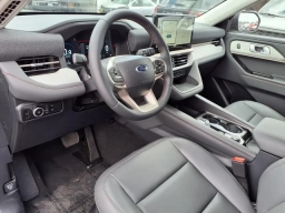 Ford Explorer Active w/200A Pkg RWD 2026