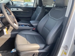 Ford Explorer Active w/200A Pkg RWD 2026