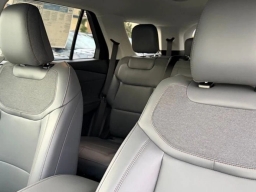 Ford Explorer Active RWD 2026