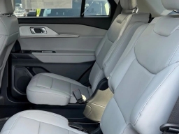 Ford Explorer Active w/200A Pkg RWD 2026