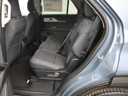 Ford Explorer Active w/200A Pkg RWD 2026