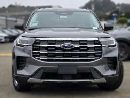 Ford Explorer Active w/200A Pkg RWD 2026