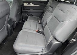 Ford Explorer Active w/200A Pkg RWD 2026