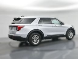 Ford Explorer Active w/100A Pkg RWD 2026