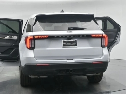 Ford Explorer Active w/100A Pkg RWD 2026