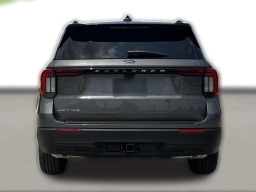 Ford Explorer Active w/200A Pkg RWD 2026