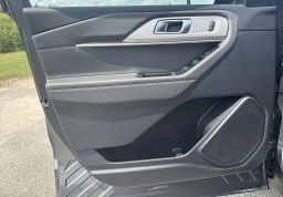 Ford Explorer Active w/200A Pkg RWD 2026