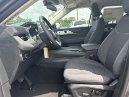 Ford Explorer Active w/200A Pkg RWD 2026