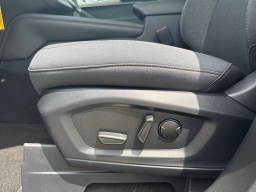Ford Explorer Active w/200A Pkg RWD 2026