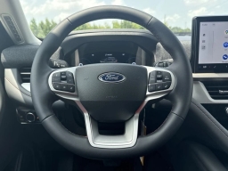 Ford Explorer Active w/200A Pkg RWD 2026