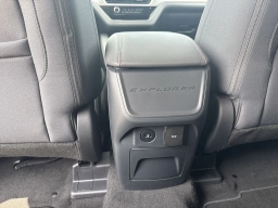 Ford Explorer Active w/200A Pkg RWD 2026
